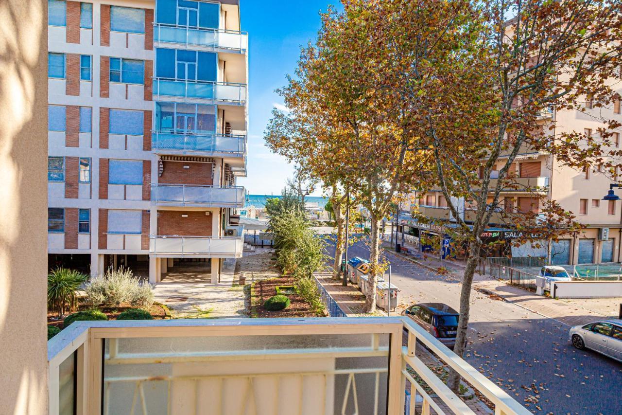 La Corte Dei Mari Cesenatico Exteriör bild